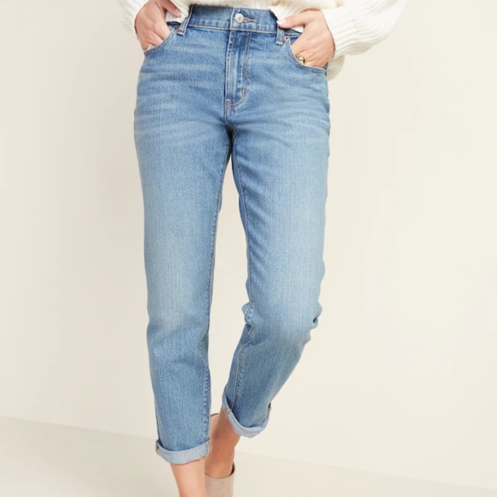 Old Navy Boyfriend Mid-Rise Jeans